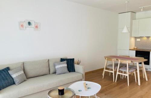 Banka Apartment | Pinia Slnava 01 - Luxury lakeside apartment with pool
