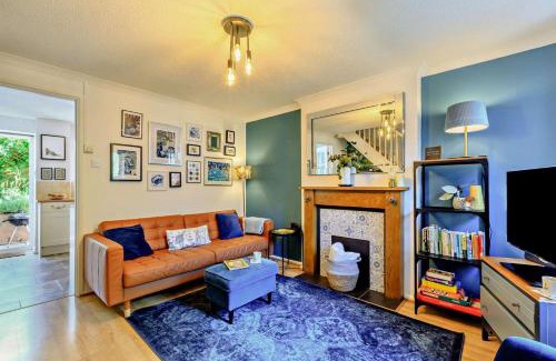 Beer House | Pink Cottage