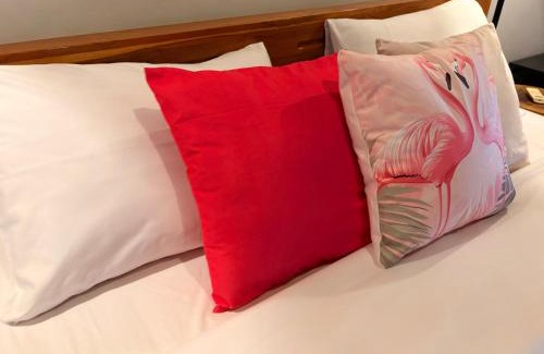 Gili Air Hotel | Pink Flamingo