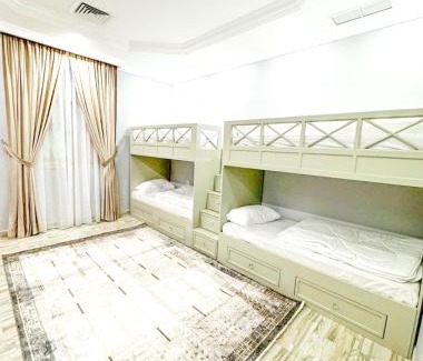 Al Jahra Apartment | Pink Flower