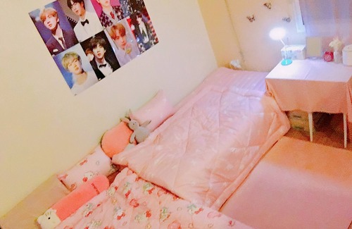 Hwayang-dong Bed & Breakfast | Pink Happy House: 3 mins from Konkuk univ. station, free self food