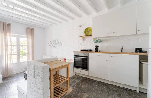Mykonos House | Pink Pelican Pool House ~ Amazing 2 Bed Villa Center Mykonos with free Parking