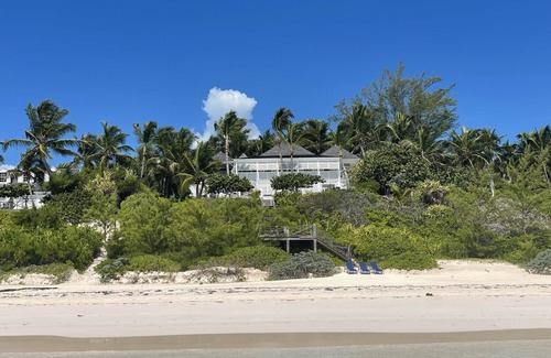 Dunmore Town House | Pink Sands Beach House