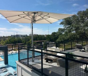 McNeil Apartment | Pinky