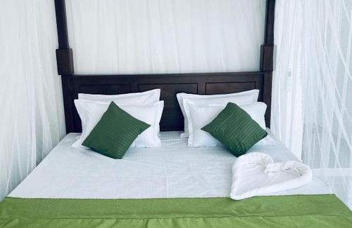 Dodanduwa House | Pinky Villa Hikkaduwa