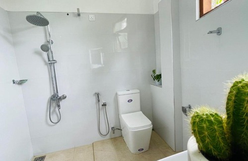 Dodanduwa House | Pinky Villa Hikkaduwa