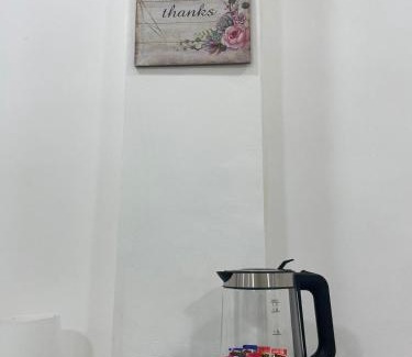 Allen Apartment | Pinkys Guest House