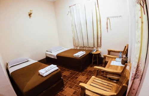 Mawlamyine Hotel | Pinlon Pann motel