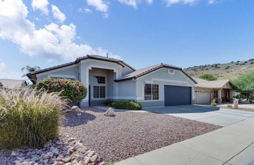 Pinnacle Hill House | Pinnacle Hill Oasis Vacation Rental Glendale AZ, Our Vacation Rentals are not just a vacation home,