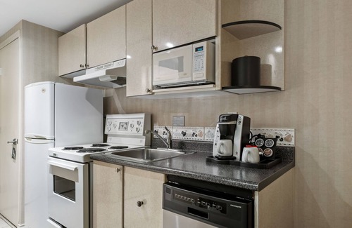 Village North Apartment | Pinnacle Hotel Whistler Village