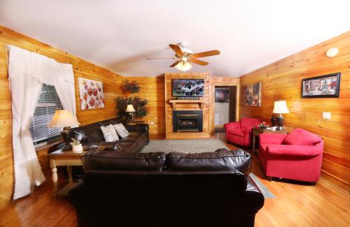 Pigeon Forge Apartment | Pinnacle View 7C