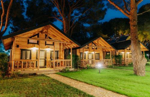 Erdek Bed & Breakfast | Pino Mar Luxury Bungalows