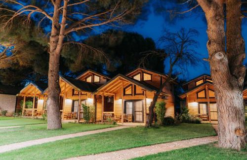 Erdek Bed & Breakfast | Pino Mar Luxury Bungalows