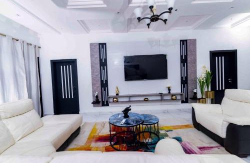 Buea Hotel | Pinorich Hotel
