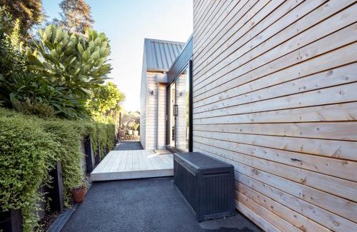 Akaroa House | Pinot's Pod