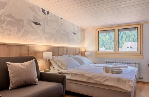 Giustino Apartment | PINZOLO THREE - ROOM APARTMENT WITH WIFI AND TWO BATHROOM