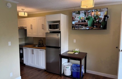 Port Hardy Hotel | Pioneer Inn by the River