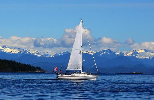 Port Hardy Hotel | Pioneer Inn by the River