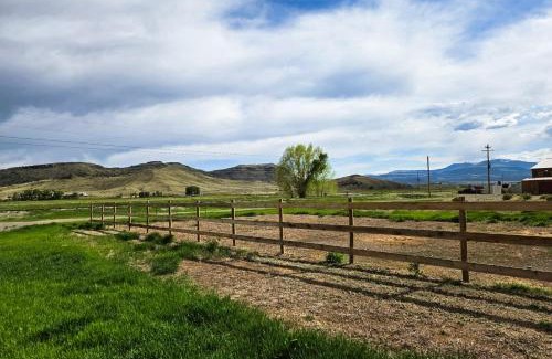 Del Norte Apartment | Pioneer Ridge