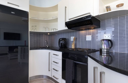 Strand Apartment | Pip's Place