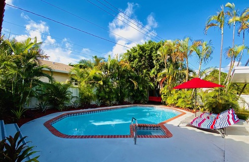 Dania Beach House | PIPER PALMS VILLA WELCOMES YOU!