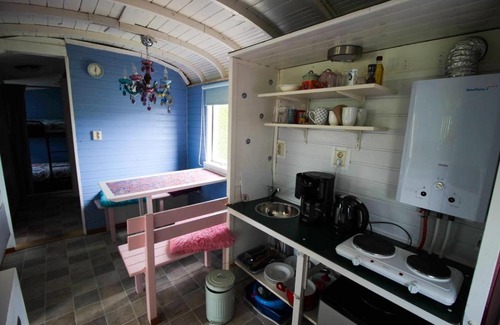 Breudijk Bed & Breakfast | Pipowagen/chalet de oude rijn