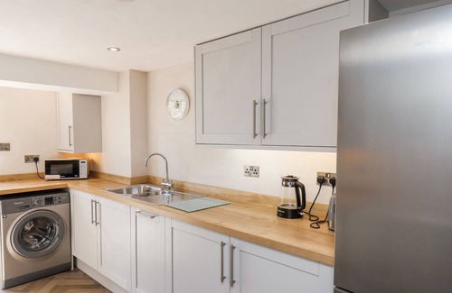 Ripon Cottage | PIPPIN COTTAGE, romantic, character holiday cottage in Ripon