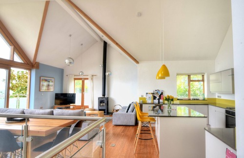 Charmouth House | PIPPIN, family friendly, luxury holiday cottage in Charmouth