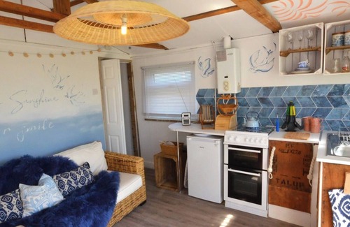 Warden Ski Chalet | Pips Chalet in the Isle of Sheppey