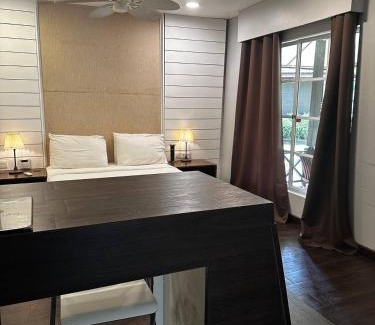 Pulau Perhentian Besar Resort | PIR - Resort Perhentian Island Bluestar
