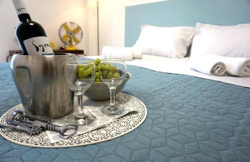 Piraeus Apartment | Piraeus Bright Apt