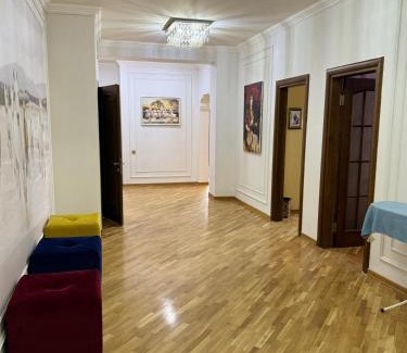 Nasimi Apartment | Piramida Palac