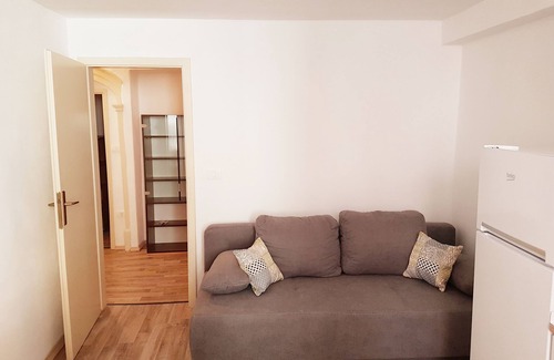 Piran Apartment | Piranvacations Near Sea: 2-Bedroom Renovated Apartment