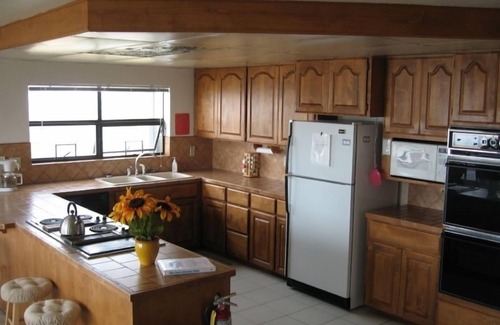 Dillon Beach House | Pirate's Cove, Large Home with Panoramic Views, Sleeps 10, Pets OK, Free WiFi