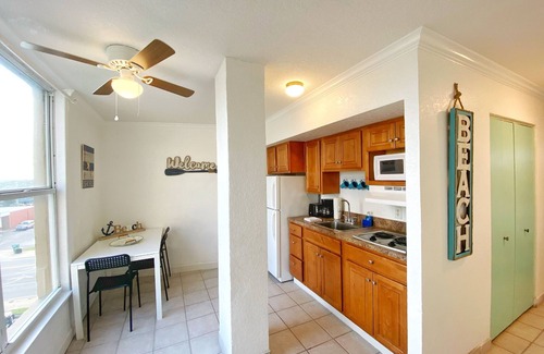 Daytona Beach Shores House | Pirates Cove Resort Studios