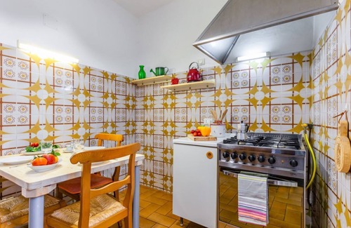 Pisa Apartment | Pisa Airport Comfy Apartment - Private Parking