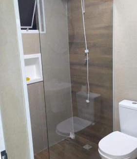 Vista Linda House | Piscina aquecida, 3 dorms ar condicionado, Cervejeira e Bilhar, a 500 metros do Mar