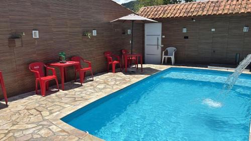 Mongagua House | Piscina, Churrasqueira, Ar Condicionado e 3 Vagas de Garagem