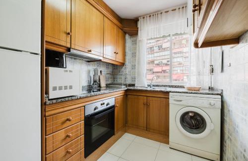 L'Albufereta Apartment | Piscina, terraza, espaciosa y buena energía