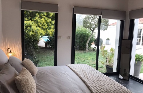Saint-Jean-de-Monts Bed & Breakfast | PISCINE ET SPA ENTRE MER ET PINS