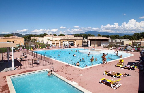 Aubignan House | Piscines et salle de fitness sur place !