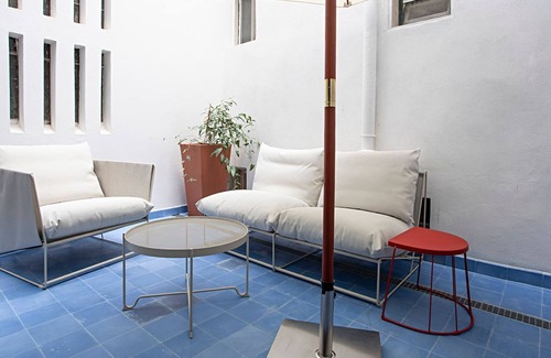 Encarnacao Apartment | Piso Azul Premium Apartments - Apt 1 by LovelyStay