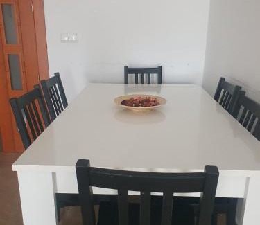 Hellin Apartment | PISO CENTRICO CON GARAJE en Hellin