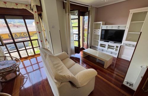 Cartes Apartment | Piso con Garaje en Cartes