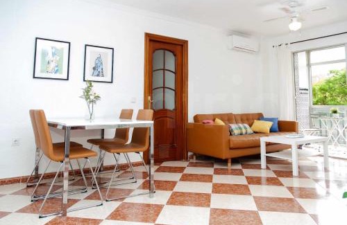 Jardin de la Abadia Apartment | Piso en barrio tradicional malagueño