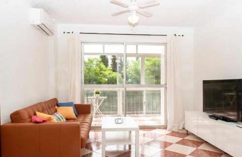 Jardin de la Abadia Apartment | Piso en barrio tradicional malagueño