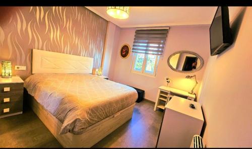 Distrito Sur Apartment | piso moderno 3 habitaciones severo ochoa 31