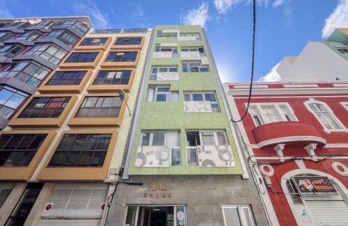 Las Palmas de Gran Canaria Apartment | Piso Playa Las Canteras