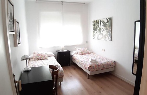 La Font de la Guatlla Apartment | Piso Zona Plaza España, junto a Montjuic,