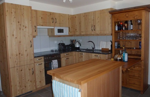 Grimentz Apartment | Piste Rouge 11 , Grimentz - 4 Bedroom Duplex, 100m from the piste & lift station